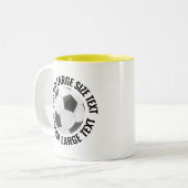 カスタムイエローサッカーボール&大文字 11oz マグカップ (正面左)
