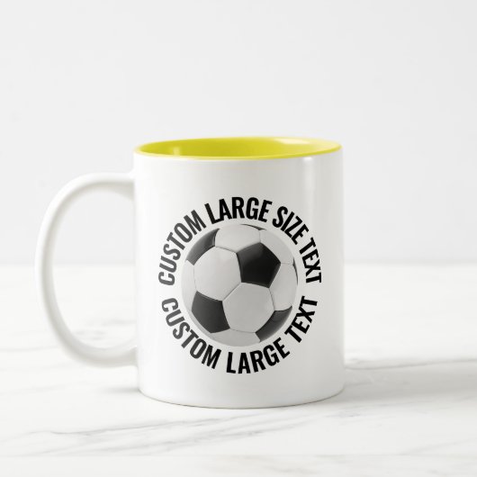 カスタムイエローサッカーボール&大文字 11oz マグカップ (左)