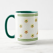 カスタムイニシャル文字 |シック金ゴールドデイジーハニカム マグカップ (左)