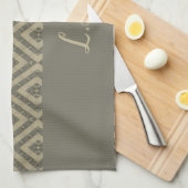 カスタムイニシャル灰色の茶色の舗装レンガのパターン キッチンタオル (四つ折り)