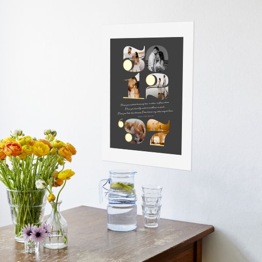 カスタムウェディング日付とラブ引用文モダンスタイリッシュ 箔ポスター (レイダウン (キッチン))