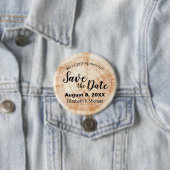 カスタムウッドカット素朴ディスク結婚式の日付を保存 缶バッジ (インサイチュ)