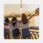 カスタムガールズトリップ | Girls weekend Getawayお土産 セラミックオーナメント (裏面)