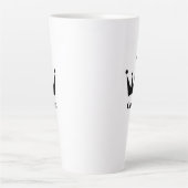 カスタムクイーン文字ブラックカラークラウンイメージ カフェラテマグ (正面)