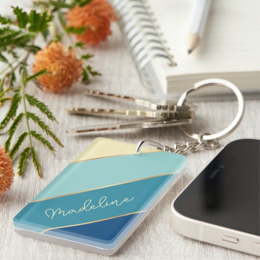 カスタムクラシックキュートブルーティール(緑がかった色)グリーンイエローストライプ キーホルダー (正面右)