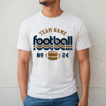 カスタムサッカーチームブルーとブラウンメンズ<br><div class="desc">パパ用カスタムのサッカー名と選手の番号Tシャツ – サッカーパパ用のホワイトフレックデザインに表示されるレトロなレタリングとチーム名と選手のジャージー番号と一緒にカスタムすることができる文字のを特徴とすパーソナライズされたる。ネイビーブルーとゴールデンブラウンがカスタマイズありる。</div>