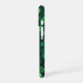 カスタムシャムロックの牧草地 iPhone 16ケース (左側面)