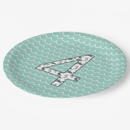 カスタムシャーク誕生日プレート | 4歳の誕生日 | 海 ペーパープレート (アングル)