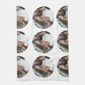 カスタムシンプル円形画像コラージュの追加の名前 キッチンタオル (縦)