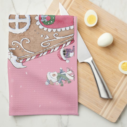 カスタムジンガーブレッドハウスアイススケートで滑るスノーイデイ キッチンタオル (四つ折り)