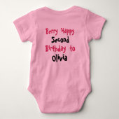 カスタムストロベリーパン 2周年 おいしさの軌跡 ベビーボディスーツ (裏面)