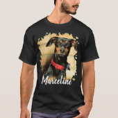 カスタムタイポグラフィ名の付いたスタイリッシュ Tシャツ (正面)