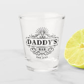 カスタムダディバー年の設立 ショットグラス (正面)