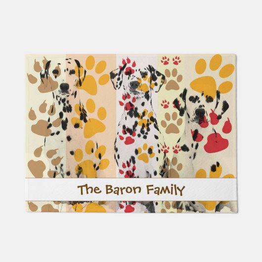 カスタムダルマの犬とポーズプリントのdoormat ドアマット (正面)