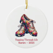 カスタムダンスオーナメント、パーソナライズされたタップシューズGif セラミックオーナメント (正面)