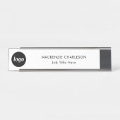 カスタムテキストビジネスプロフェッショナル付きシンプルなロゴ デスクネームプレート (正面)