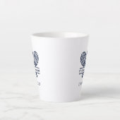 カスタムテニスカントリークラブネームチームスワッグ カフェラテマグ (正面)