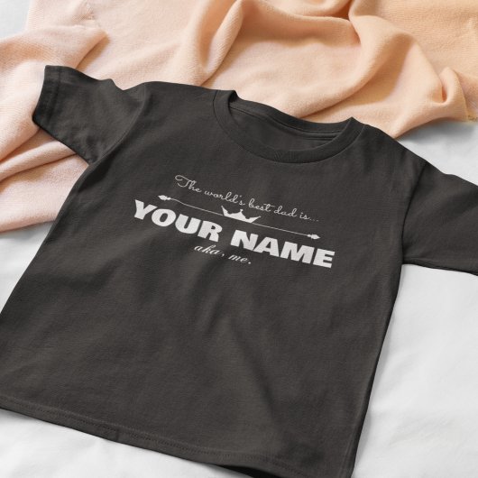カスタムデザインの世界一の父はTシャツ (黒) Tシャツ