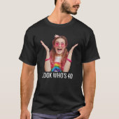 カスタムデザインの40歳の誕生日フォトTシャツ Tシャツ (正面)