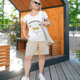 カスタムネームデザインのピックルボールママ Tシャツ