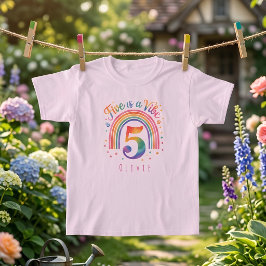 カスタムネーム レインボー 5歳の誕生日 キッズTシャツ Tシャツ