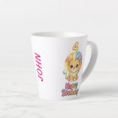 カスタムネーム 4歳の誕生日 かわいいライオン カフェラテマグ (右アングル)