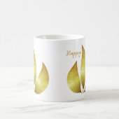 カスタムハッピーバースデーゴールデンオーナメント離れ コーヒーマグカップ (中央)