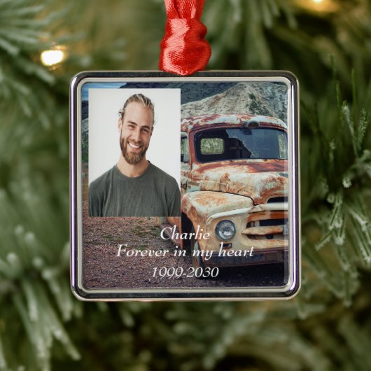 カスタムハートに永遠に残る記念碑 メタルオーナメント (ツリー)