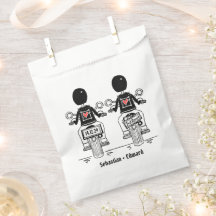 カスタムバイクもしくは自転車に乗る人ツールームズオートバイ結婚ズ