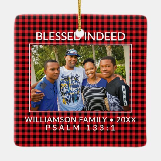 カスタムバッファロープレイドファミリークリスチャンクリスマス セラミックオーナメント (裏面)