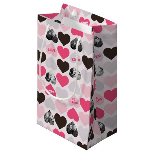 カスタムバレンタインデーハート写真コラージュ スモールペーパーバッグ (正面アングル)