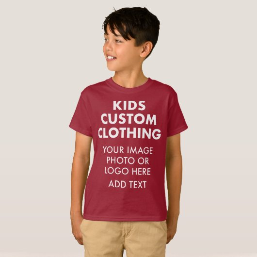 カスタムパーソナライズされた男の子のTシャツ – MAROON RED Tシャツ (正面フル)