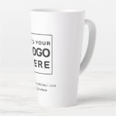 カスタムビジネスのロゴ企業のスワッグ カフェラテマグ (右アングル)