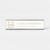 カスタムビジネスロゴモダンボス金ゴールド デスクネームプレート (正面)