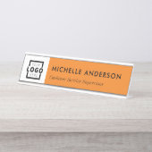 カスタムビジネスロゴモダン従業員オレンジ デスクネームプレート (正面)