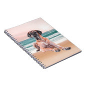 カスタムビーチに座って可愛いグレートデーンドッグ ノートブック (右側)