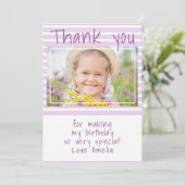 カスタムピンクストライプ誕生日写真サンキューカード (スタンド正面)