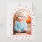 カスタムピンクファーストロデオピンクアーチ写真誕生日 招待状 (裏面)