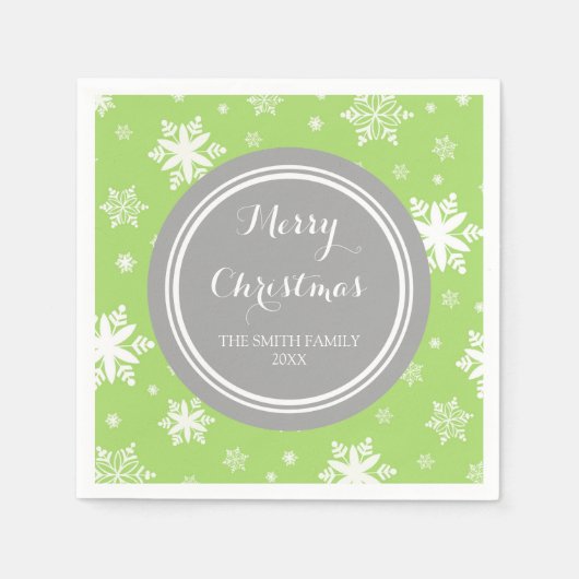 カスタムファミリークリスマスグリーンスノーフレークスナプキンス スタンダードカクテルナプキン (正面)