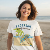 カスタムファミリーネームサマービーチバケーション Tシャツ