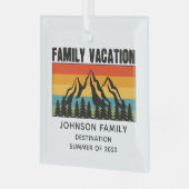 カスタムファミリーバケーションマウンテンズハイキングキャンプ ガラスオーナメント (正面左)