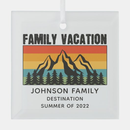 カスタムファミリーバケーションマウンテンズハイキングキャンプ ガラスオーナメント (正面)