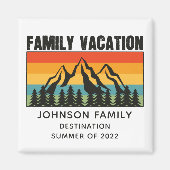 カスタムファミリーバケーションマウンテンズハイキングキャンプ マグネット (正面)