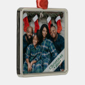 カスタムファミリーフォトホリデー メタルオーナメント (右)