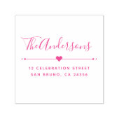 カスタムファミリ名スクリプトと差出人住所明るい赤紫色 セルフインキングスタンプ (デザイン)