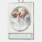 カスタムフォトオーバーレイ1stクリスマスビッグブラザー シルバープレートバナーオーナメント (左)