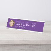 カスタムフォトシックパープルビジネスエレガントモダン デスクネームプレート (正面)