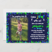 カスタムフォトトランポリン誕生日パーティー招待 招待状 (正面)