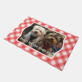 カスタムフォトレッド&ホワイトカントリーファームハウスプレイド ドアマット (アングル)