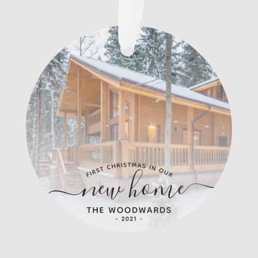 カスタムフォト初めてのクリスマス新しいホームブラックスクリプト オーナメント (正面)